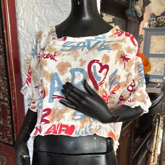 Graphic Print Women's Top - Picture 1 of 9